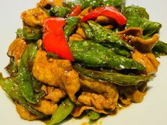-关东小磨东北菜(上海长风大悦城店)