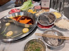 -老成都市井火锅阿泥頭火锅公司(海宁长安佳源中心广场店)