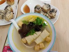 -小杨生煎(成山巴黎春天店)