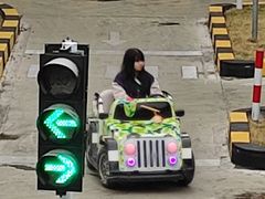 -史努比缤纷世界
