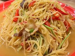 -先启半步颠小酒馆(常熟万达广场店)