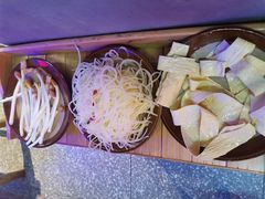 -老街·稳拈老火锅(海椒市店)