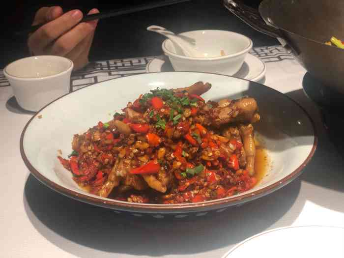 湘语(新洲店)-"很家常的一家湖南菜,虽然是湖南菜也很照顾.