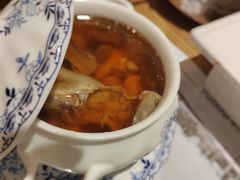 山泉水松茸汤-小大董·烤鸭(凤凰汇店)