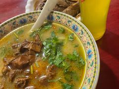-金杨拉面王小吃面馆·牛三宝面·红烧牛肉粉