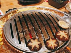 -青瓦炭韩潮烤肉(花园道店)