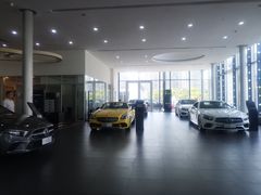 -杭州中升之星奔驰4S店(滨江店)