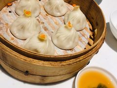 蟹粉小笼包-绿波廊(豫园店)