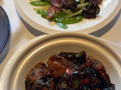 -八府香鸭·啫啫煲(华山路店)