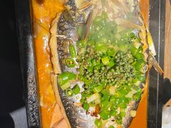 -夯鱼烤鱼·尔滨地标美食(中央商场店)