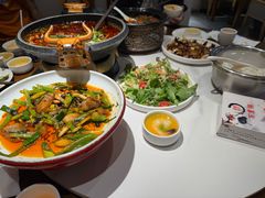 -万重锦·人文川菜馆(骡马市店)