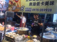 -六合夜市