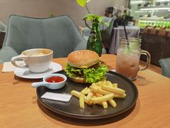 -ZING COFFEE 镜咖啡