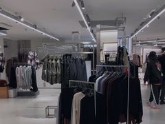 -ZARA(大上海时代广场店)