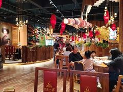 -老滇山寨•云南特色菜•地方菜•民族风情歌舞表演(金碧店)