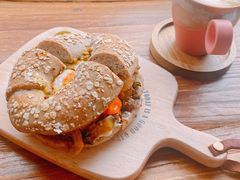 -Catch Bagel(芳草地店)