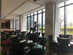 -上海虹桥西郊假日酒店