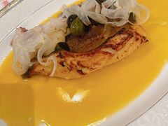 香烤新鲜橙鲷鱼佐法葱奶油汁-弗兰克牛排西餐厅Ribone steak house(柠檬花园店)