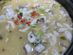 -百岁·酸菜鱼专门店(仙居吾悦店)