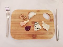 -La Villa French Restaurant