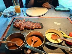 -弦月窗LUNETTE BY AMANDA(复兴路店)