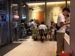 -德克士(虹桥火车站店)