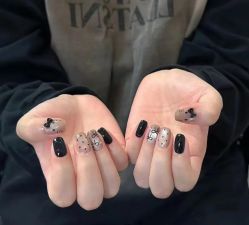 点击看大图 -桃色美甲沙龙