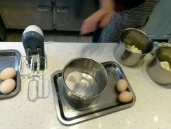 -明匠曲蛋糕西点屋(穗花新村店)