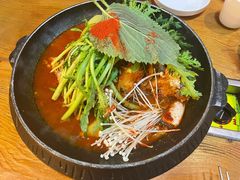 -喇喇排骨火锅·传统韩式脊骨汤(望京西园总店)