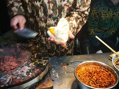 -清真马乐贝腊牛肉蛋黄菜夹馍(马蓉洒金桥店)