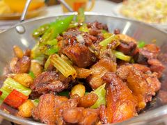 -靠山屯东北铁锅炖(东北菜，古美西路店)