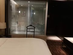 -上海龙之梦万丽酒店