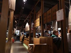 大堂-九锅一堂酸菜鱼(新南凯德直营店)