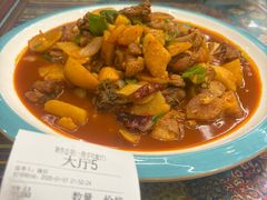 -乡村馕坑肉·烧烤·新疆菜·本地人更爱吃(阿勒泰首店)