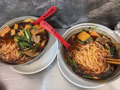-铁锅哥米线