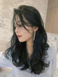 -诗悦发型烫染SALON