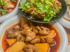 -朱大嘴肥肠血旺(福字街店)