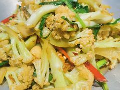-俭寨大盘鸡·缸子肉·小公鸡·新疆菜(云通店)