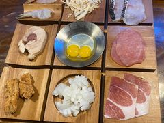 -银米·云南传统过桥米线(双廊黑金冠店)