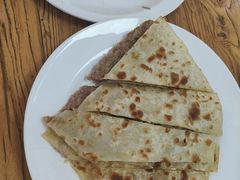 -溢心园香河肉饼总店
