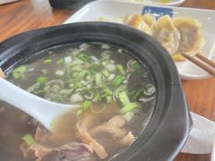 -韩海丽特色美食(秀州路店)