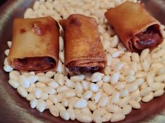 -包整·丝娃娃(一览甲秀楼风景店)