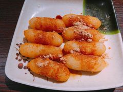 夹心芝士年糕-爆炸头阿姨小四川正宗川味小吃(无任何分店)
