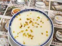 -周大娘牛乳(旧寨古村总店)