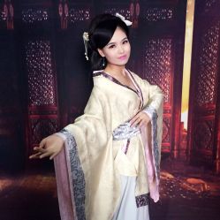 点击看大图 -盘子女人坊古装写真摄影(厦门总店)