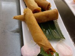 芋香鸡丝炸春卷-卡尔顿东方银龙酒店•广西菜•早茶