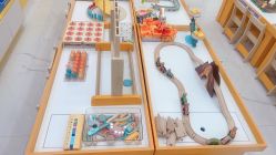 -菠萝树益智玩具体验馆(同成街华联店)