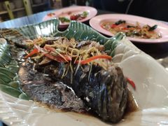 -拉威海鲜市场