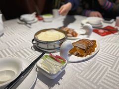 -湖庭壹品鸭王·传统北京烤鸭·别墅私房菜·庭院宵夜(江宁店)