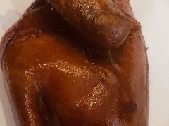 脆皮乳鸽-荣轩(新荣记环球金融中心店)